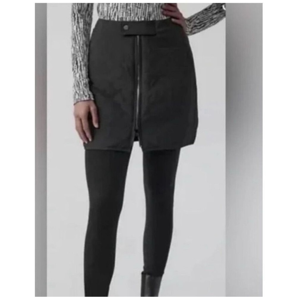 Athleta Women's Black Apres Ski Skirt  size 8 Nwot